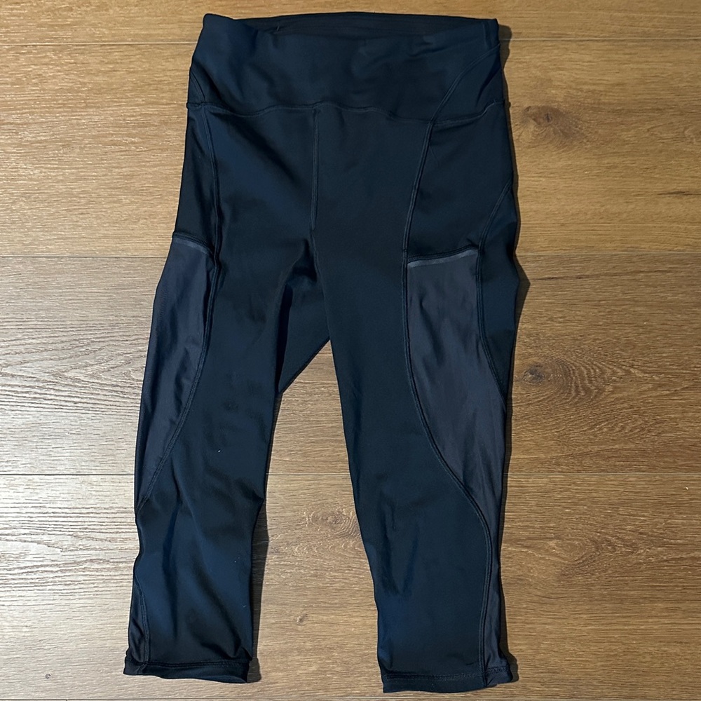 Lululemon Black Capri Legging